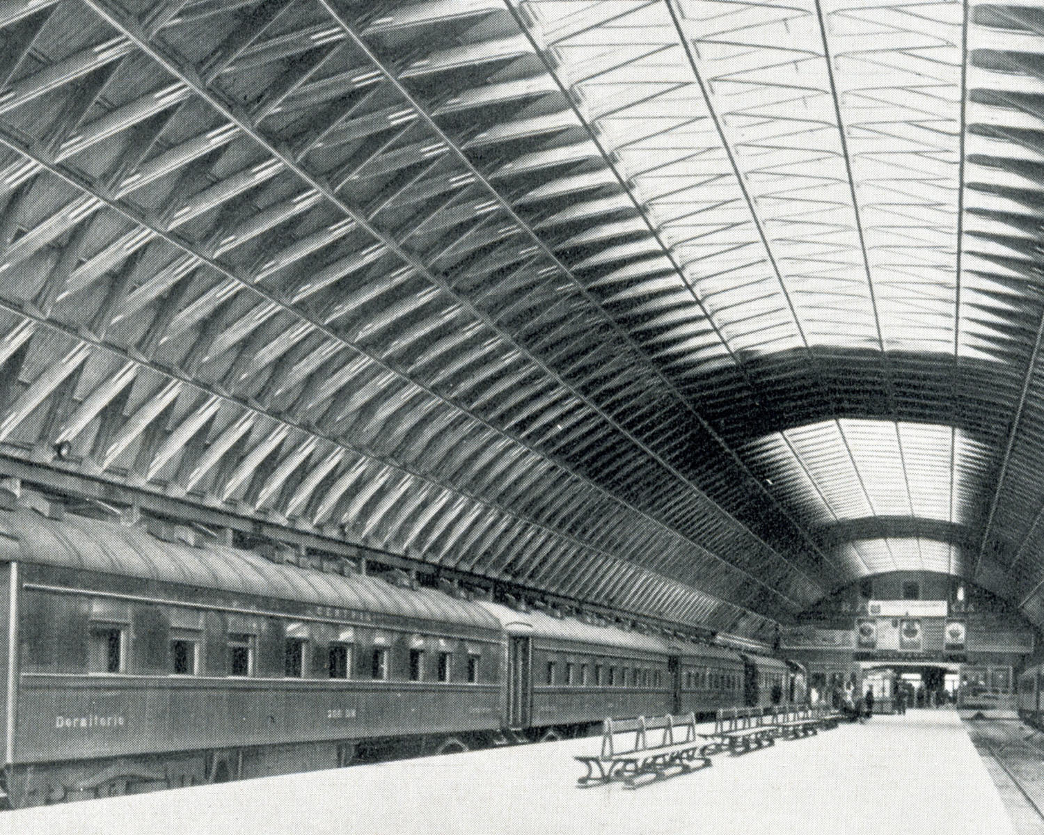 Stahl-Lamellen-Konstruktion Bahnhof Sao Paulo