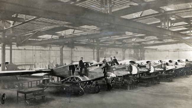 Serienbau der Junkers F 13